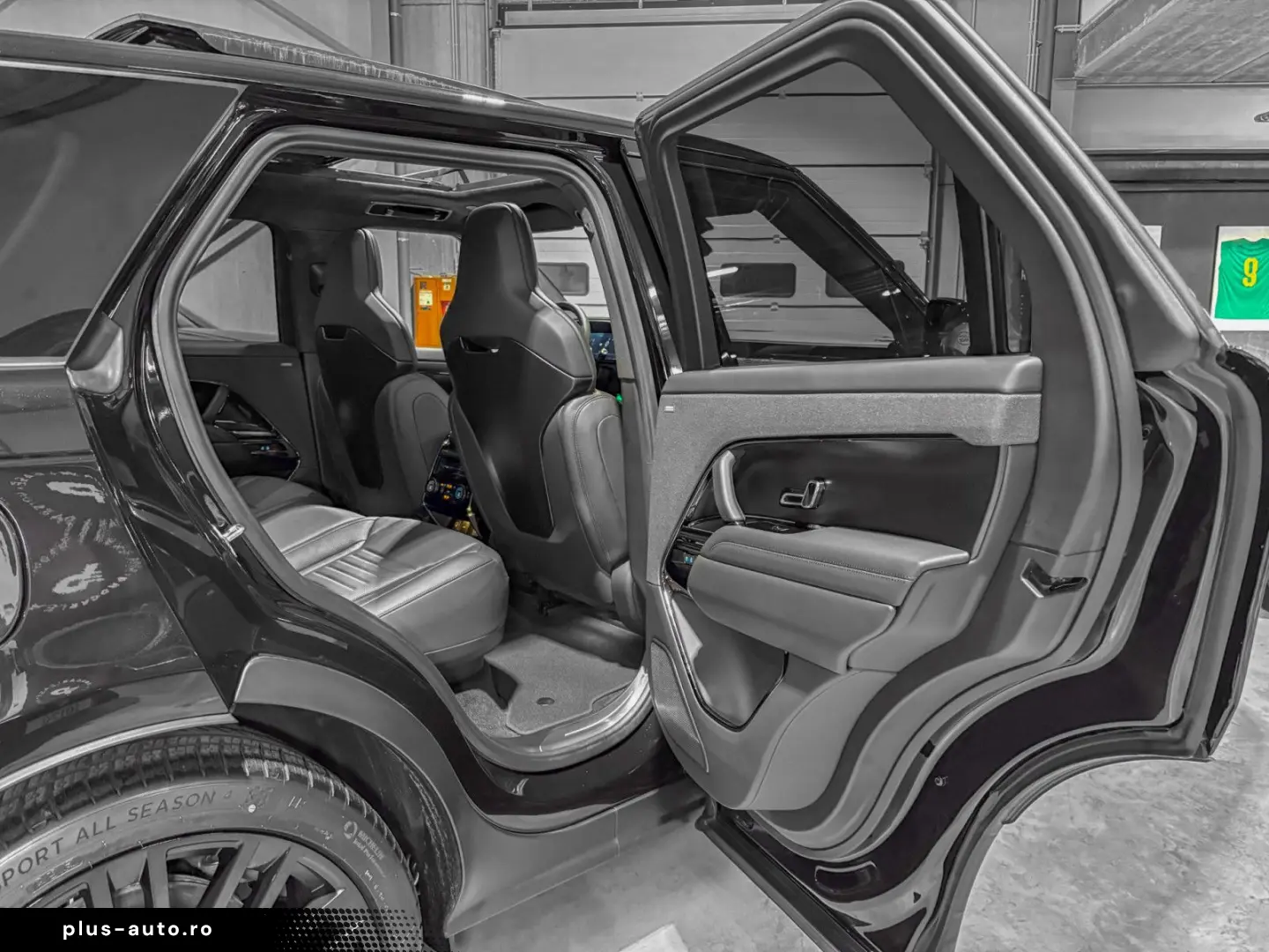 LAND ROVER Range Rover Sport P635 SV EDITION ONE  FULL CARB