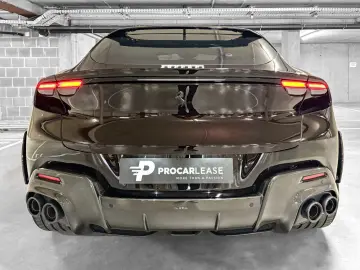 FERRARI Purosangue V12 NO VAT NERO PUROSANGUE CARBON FUL