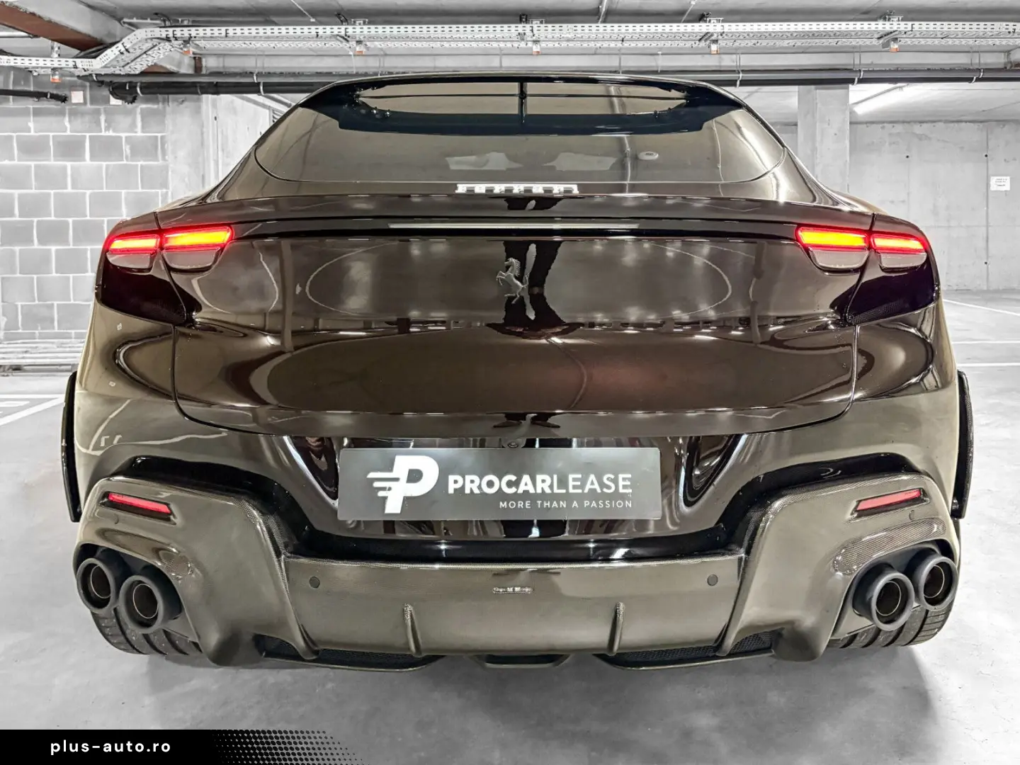 FERRARI Purosangue V12 NO VAT NERO PUROSANGUE CARBON FUL