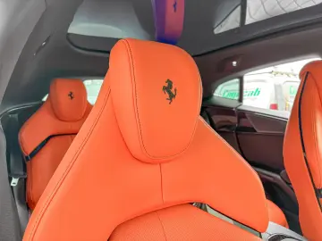 FERRARI Purosangue V12 NO VAT NERO PUROSANGUE CARBON FUL