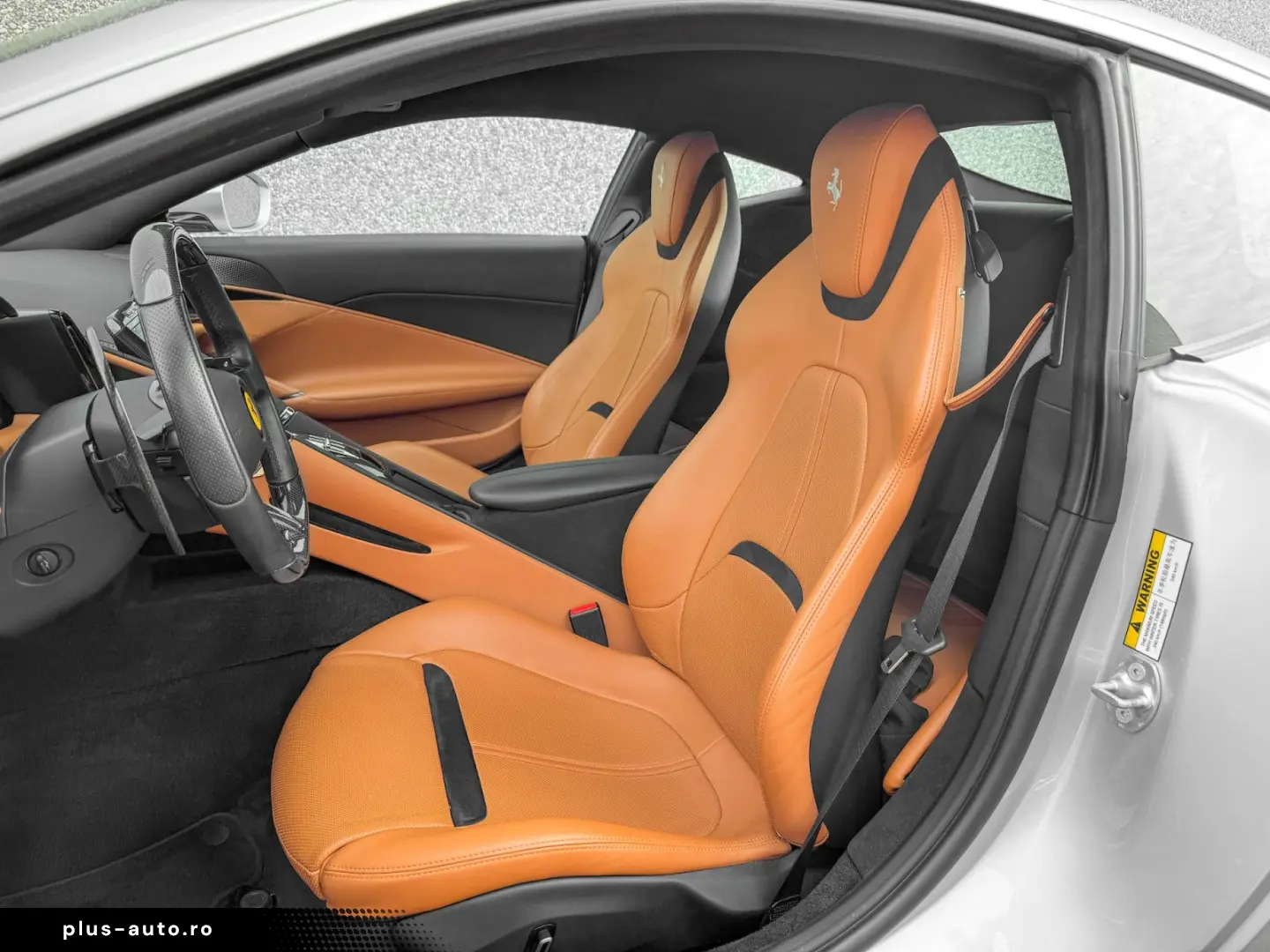 FERRARI Roma 20_ACC_CARBON_360 _MATRIX_ FULL