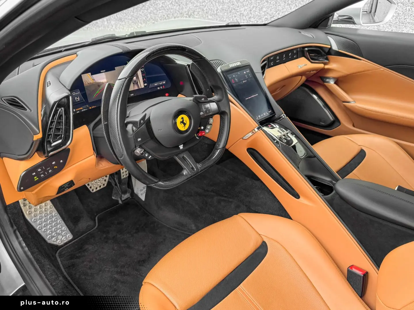 FERRARI Roma 20_ACC_CARBON_360 _MATRIX_ FULL