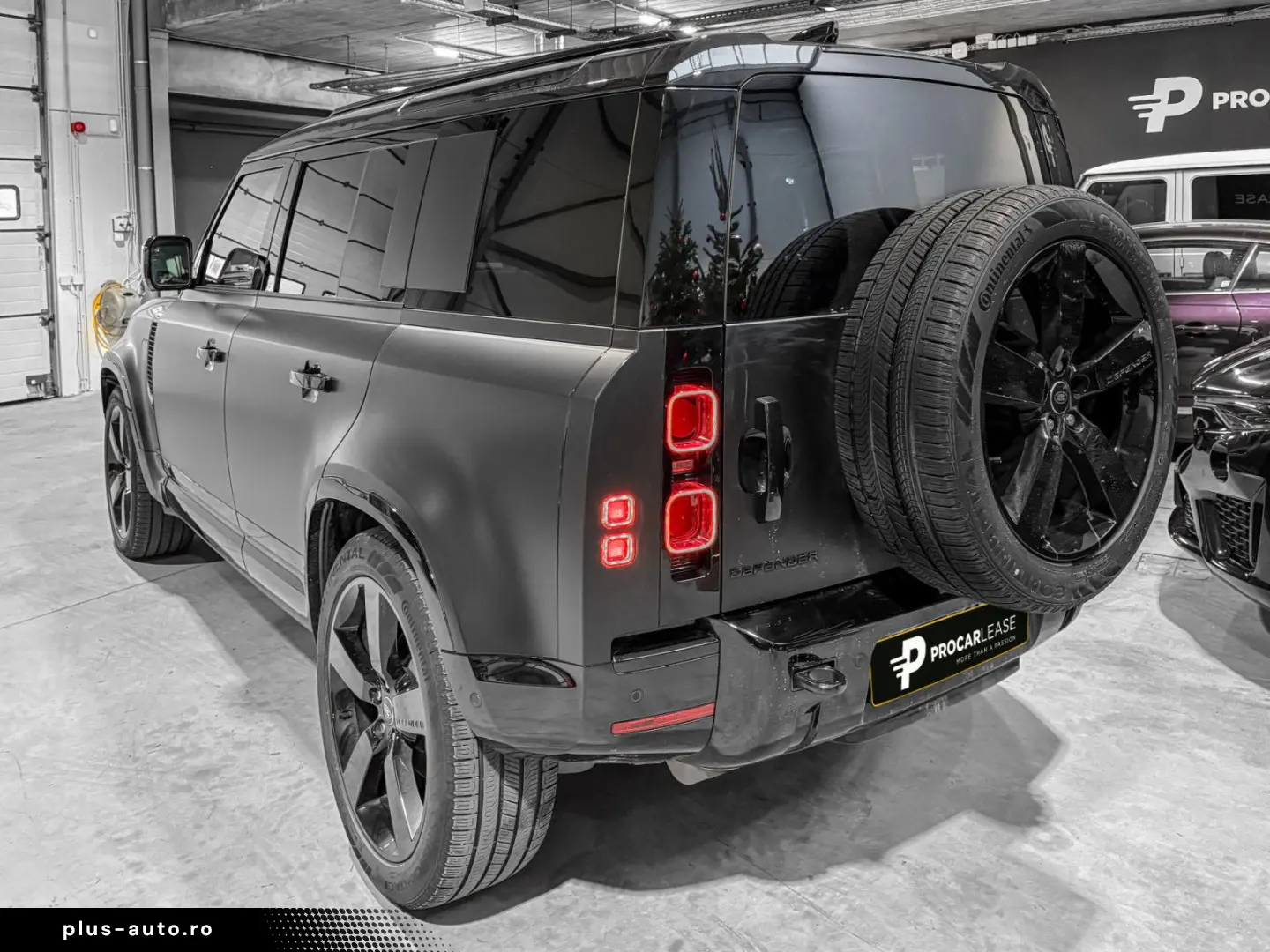 LAND ROVER Defender DEFENDER 110 D250X-DYNAMIC SE AWD MY25