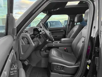 LAND ROVER Defender DEFENDER 110 D250X-DYNAMIC SE AWD MY25