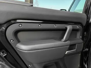 LAND ROVER Defender DEFENDER 110 D250X-DYNAMIC SE AWD MY25