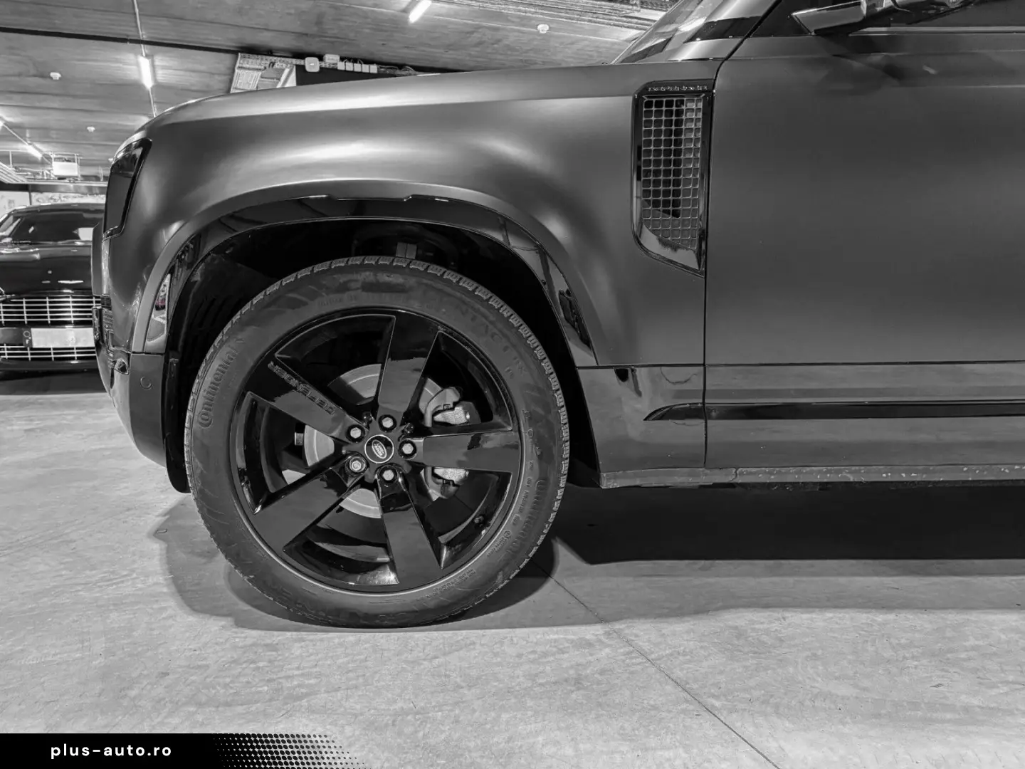 LAND ROVER Defender DEFENDER 110 D250X-DYNAMIC SE AWD MY25