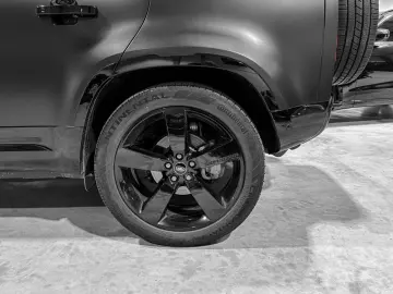 LAND ROVER Defender DEFENDER 110 D250X-DYNAMIC SE AWD MY25