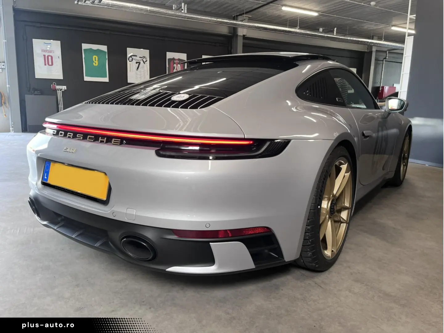 PORSCHE 992 911 CARRERA 4 GTS LE MANS CENTENAIRE 1of72