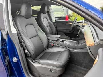 TESLA Model Y MODEL Y GRANDE AUTONOMIE