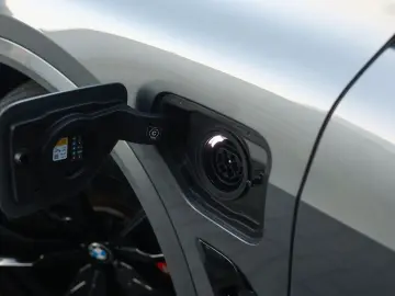 BMW X5 50e xDrive   M Performance - AHK - Pano