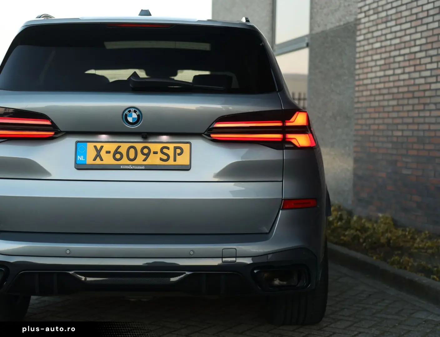 BMW X5 50e xDrive   M Performance - AHK - Pano