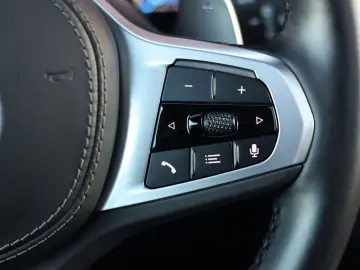 BMW X5 50e xDrive   M Performance - AHK - Pano