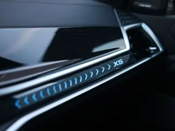 BMW X5 50e xDrive   M Performance - AHK - Pano