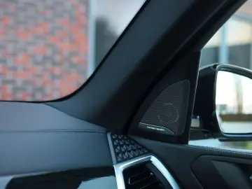 BMW X5 50e xDrive   M Performance - AHK - Pano