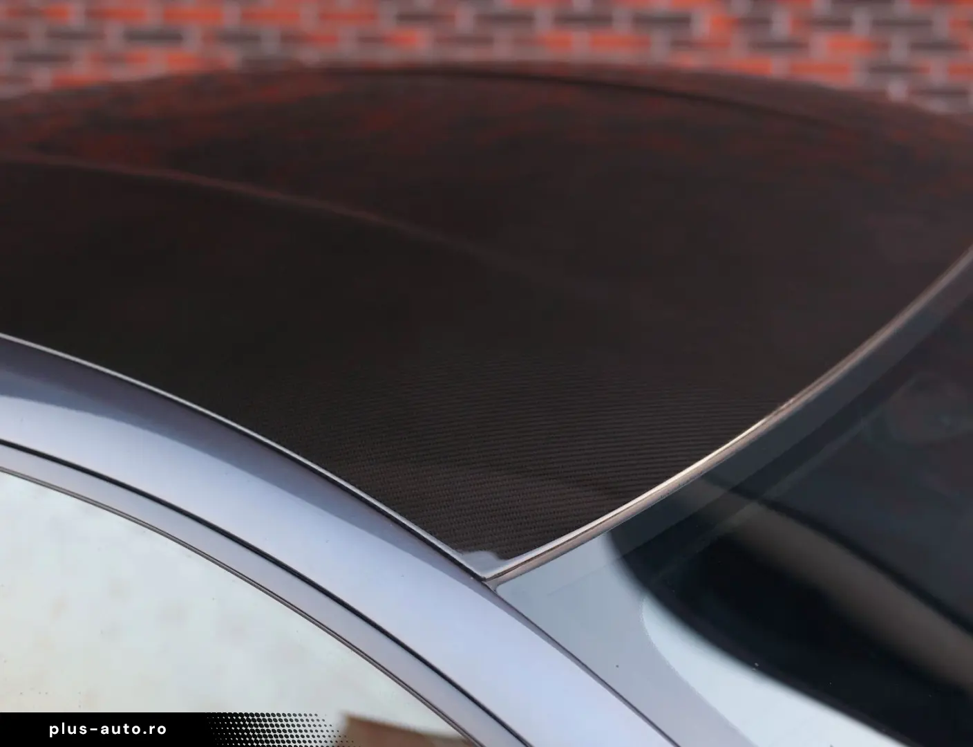 ASTON MARTIN Vanquish 5.2 V12   Q Epsilon Black - B&W