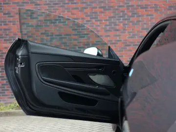 ASTON MARTIN Vanquish 5.2 V12   Q Epsilon Black - B&W