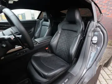 ASTON MARTIN Vanquish 5.2 V12   Q Epsilon Black - B&W