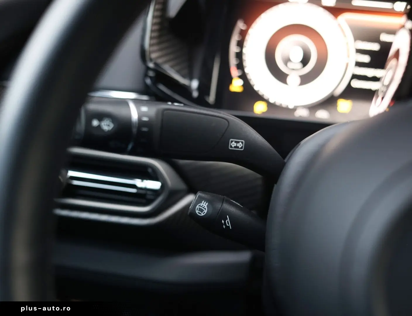 ASTON MARTIN Vanquish 5.2 V12   Q Epsilon Black - B&W