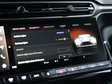 ASTON MARTIN Vanquish 5.2 V12   Q Epsilon Black - B&W