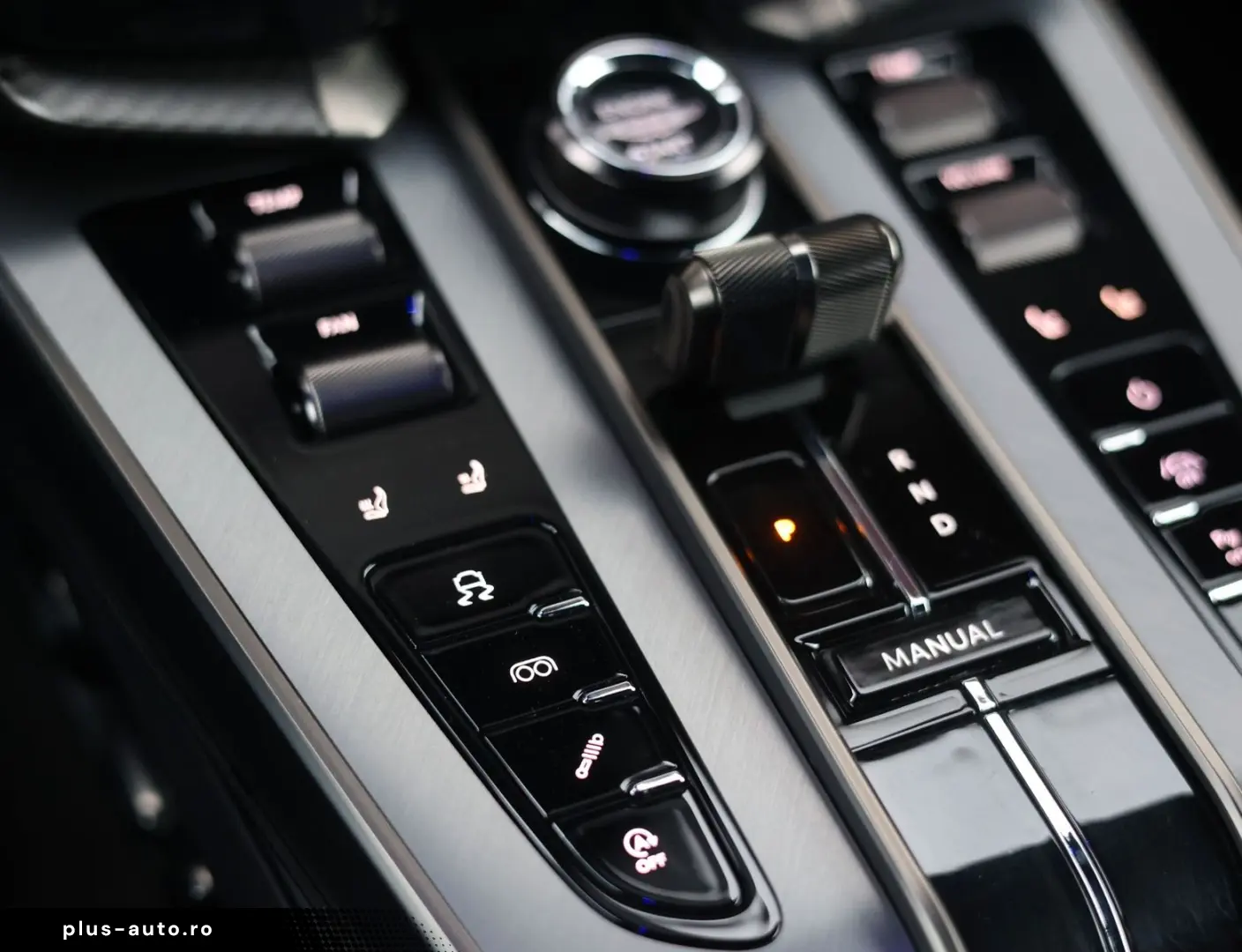 ASTON MARTIN Vanquish 5.2 V12   Q Epsilon Black - B&W