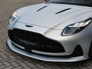 ASTON MARTIN DB12 4.0 V8 Volante   Carbon - Bowers Wilkins