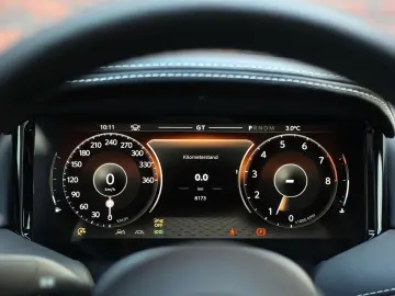 ASTON MARTIN DB12 4.0 V8 Volante   Carbon - Bowers Wilkins