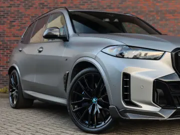 BMW X5 50e xDrive   M Performance - Sky - AHK