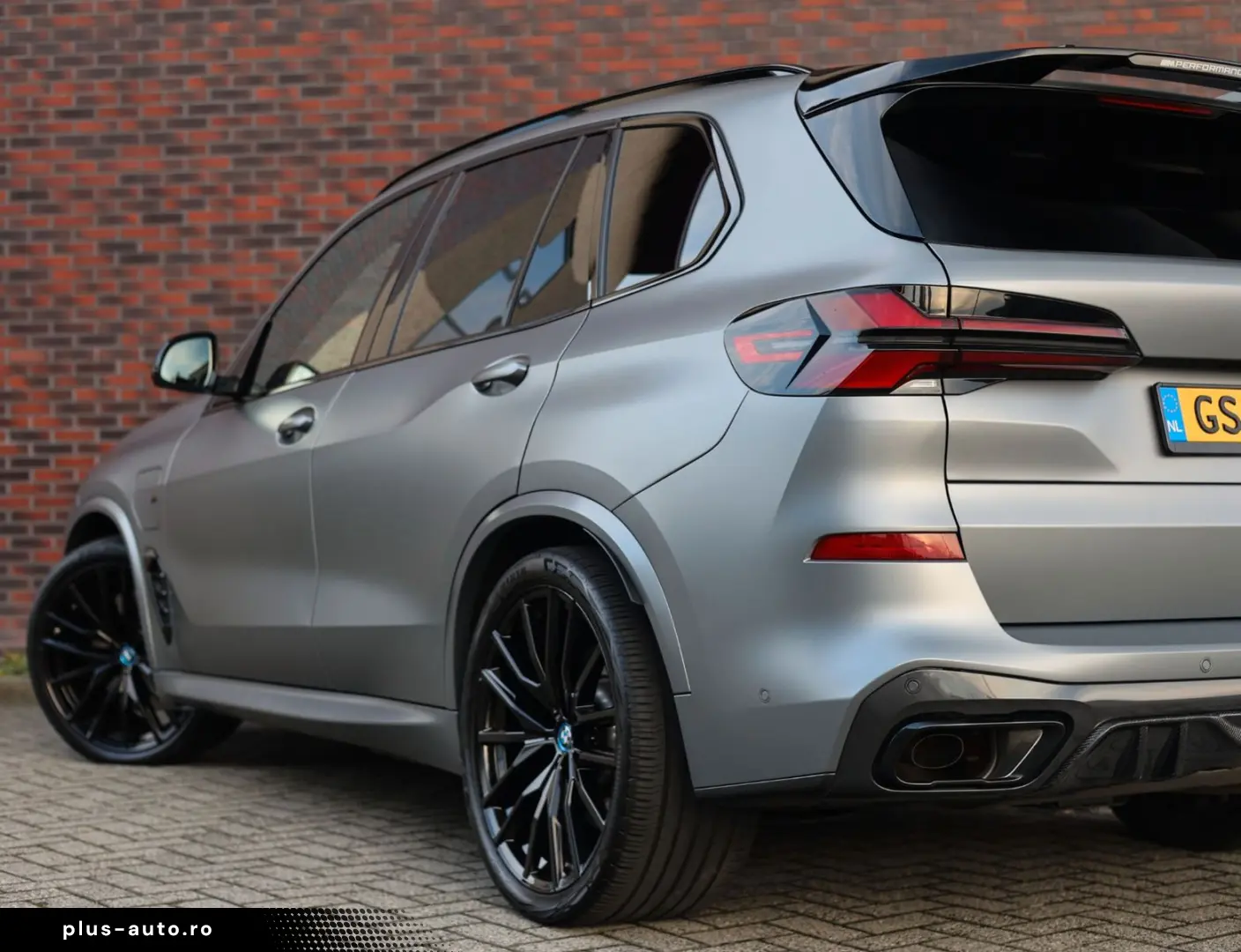 BMW X5 50e xDrive   M Performance - Sky - AHK