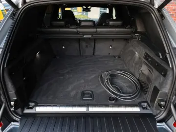 BMW X5 50e xDrive   M Performance - Sky - AHK