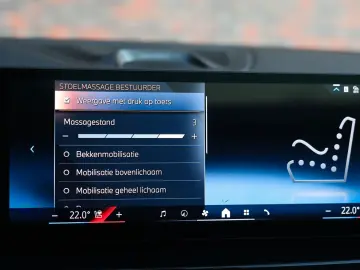 BMW X5 50e xDrive   M Performance - Sky - AHK