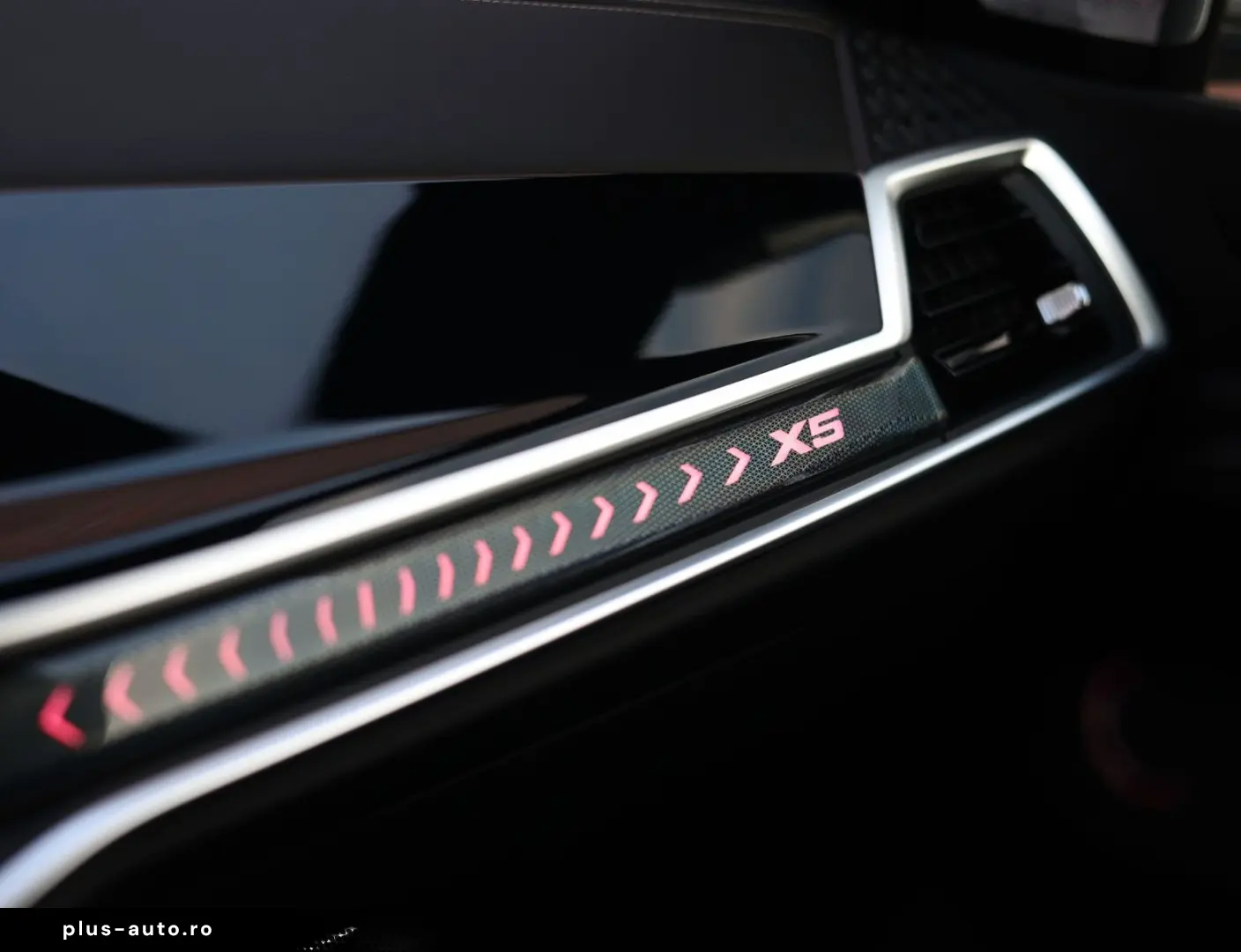 BMW X5 50e xDrive   M Performance - Sky - AHK