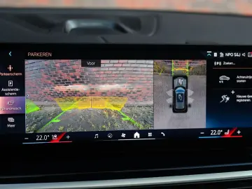 BMW X5 50e xDrive   M Performance - Sky - AHK