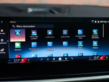 BMW X5 50e xDrive   M Performance - Sky - AHK