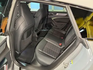 AUDI RS7 Sportback 4.0 TFSI quattro~HEAD-UP~PANO~MATR