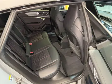 AUDI RS7 Sportback 4.0 TFSI quattro~HEAD-UP~PANO~MATR