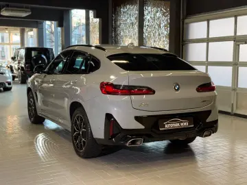 BMW X4 xDrive 20i M Sport~AHK~KAMERA 360 ~LEDER~