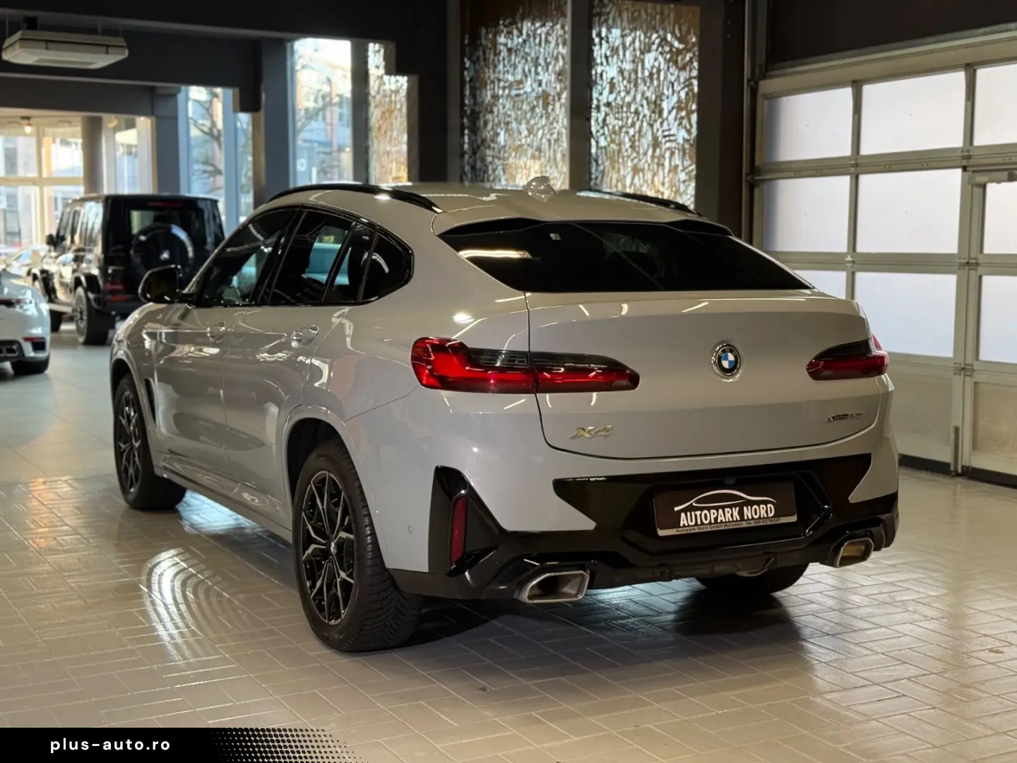 BMW X4 xDrive 20i M Sport~AHK~KAMERA 360 ~LEDER~