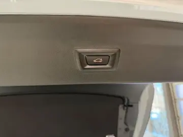 BMW X4 xDrive 20i M Sport~AHK~KAMERA 360 ~LEDER~