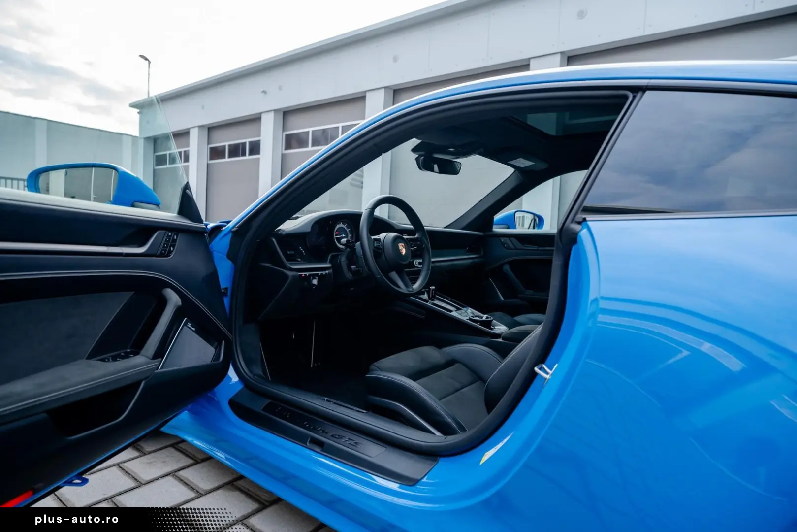 PORSCHE 992.1 GTS Coupe   18-Wege   Lift   Burmester