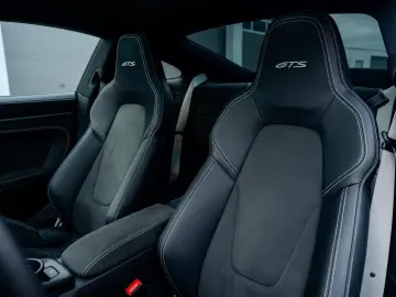 PORSCHE 992.1 GTS Coupe   18-Wege   Lift   Burmester