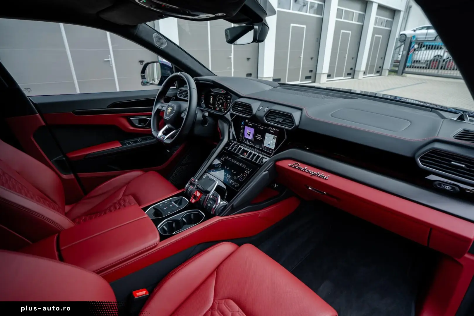 LAMBORGHINI Urus   1. Hand   Q-Citura   HUD   B&O