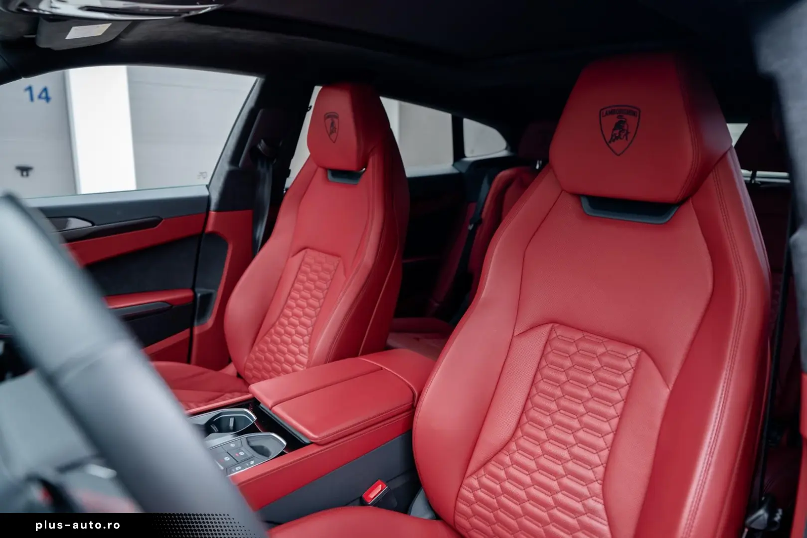 LAMBORGHINI Urus   1. Hand   Q-Citura   HUD   B&O