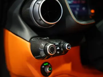 FERRARI 812 GTS  1.H  Carbon  SOFORT  JBL  MwSt   LIFT