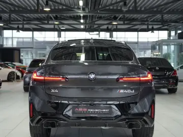 BMW X4 M40 d  1.H  AHK  Pano  H-UP  Memory  H&K
