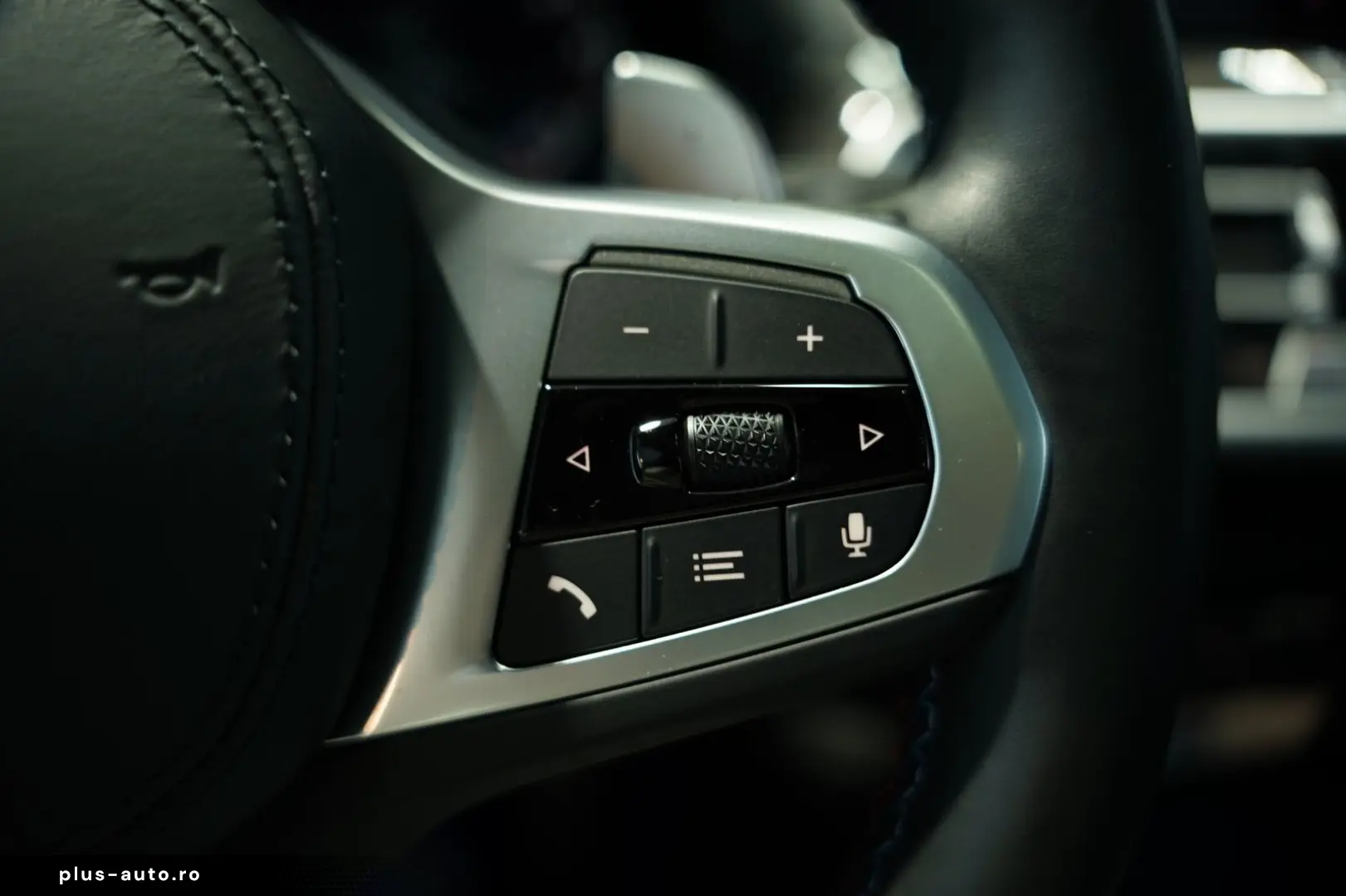 BMW X4 M40 d  1.H  AHK  Pano  H-UP  Memory  H&K