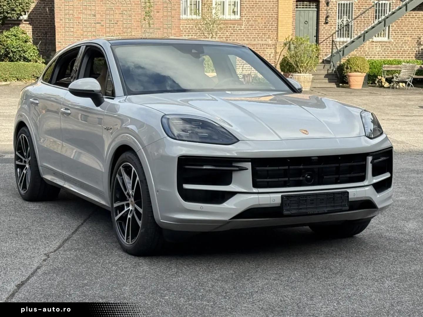 PORSCHE Cayenne E-Hybrid Coupe SPORTDESIGN INNODRIVE 22