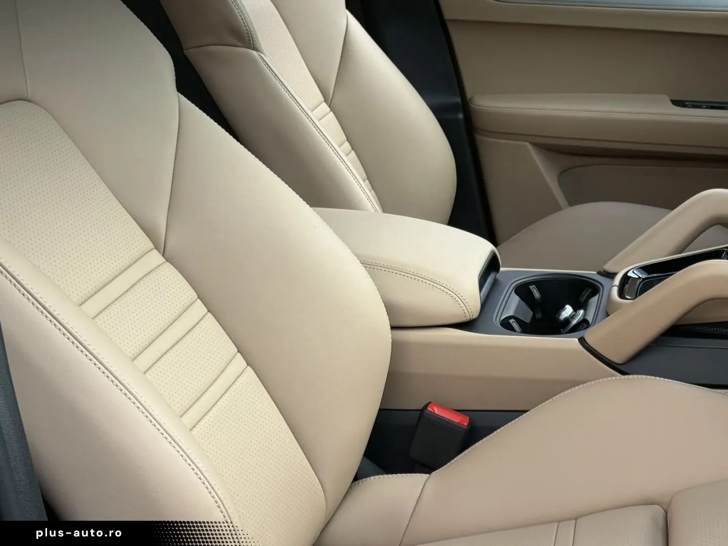 PORSCHE Cayenne E-Hybrid Coupe SPORTDESIGN INNODRIVE 22