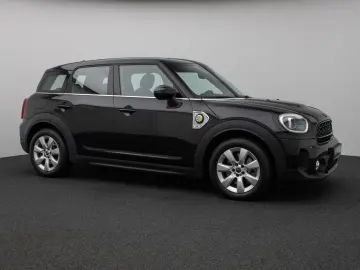 MINI Cooper SE Countryman ALL4 Kamera DAB Navi