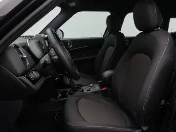 MINI Cooper SE Countryman ALL4 Kamera DAB Navi