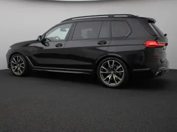 BMW X7 M50i Panorama Laser 360 HUD H K SoftCl 22Zoll